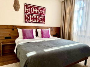WEST INN Akjola Hotel